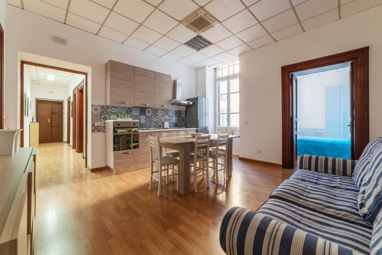 רומא Residence Borgognoni Apartments מראה חיצוני תמונה